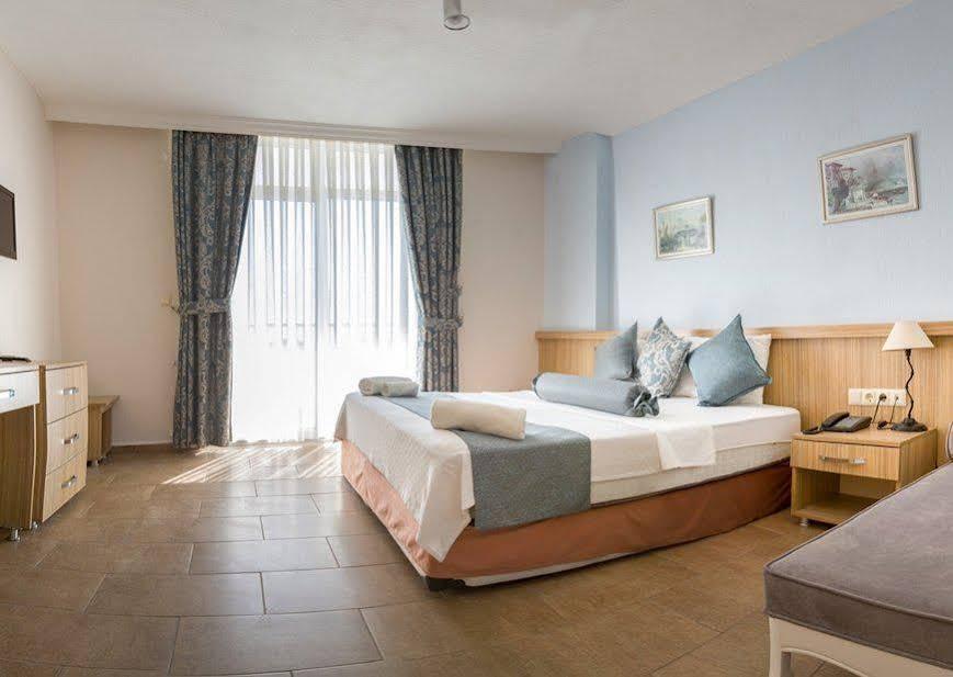 Ponz 3* Kuşadası