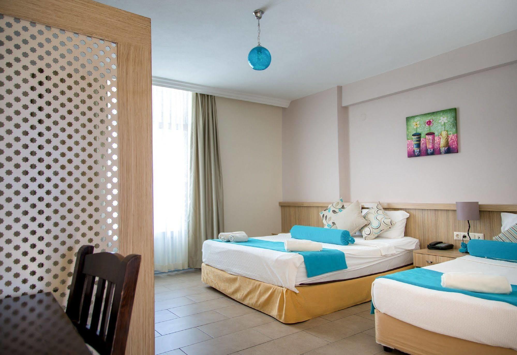 Hotel Ponz Kuşadası